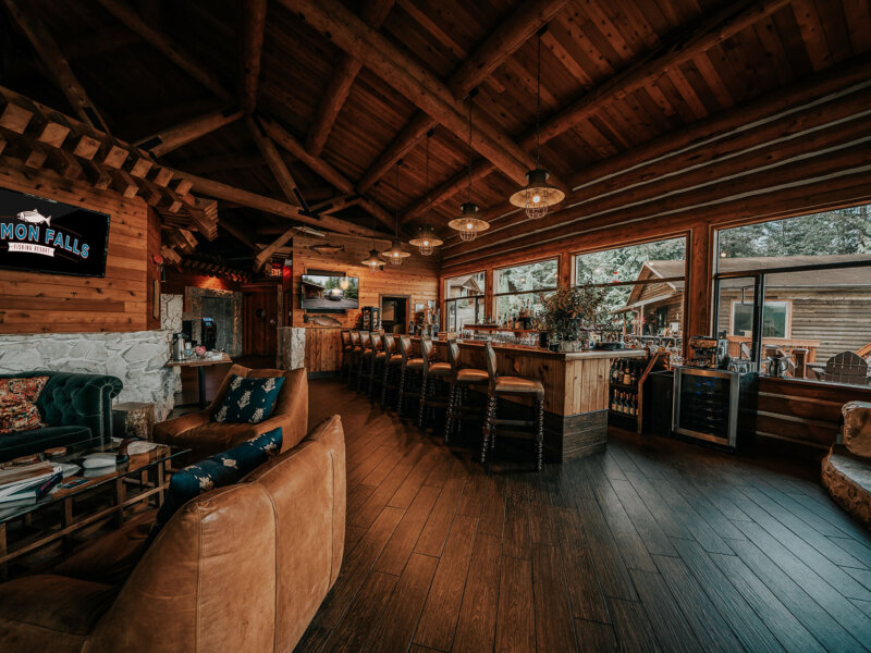 Salmon Falls Resort Bar