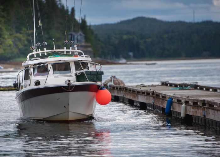 24’ Skagit Orca in the marina at Salmon Falls Resort